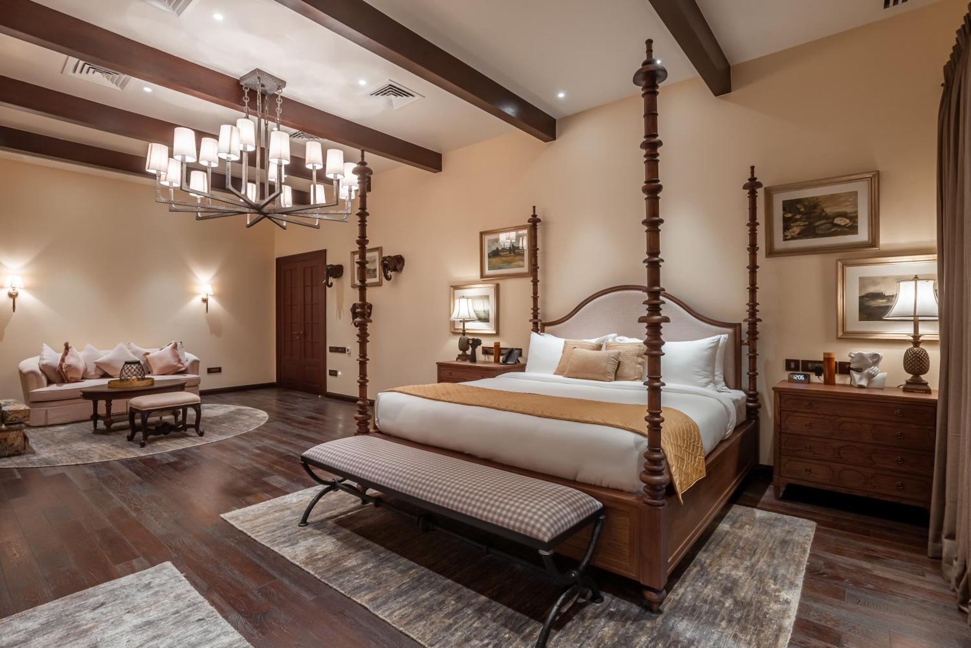 Vaani Greens Wildlife Resort, Kaziranga Kuthari Bilik gambar